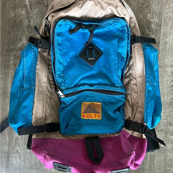 Vintage Kelty Redwing Backpack Hiking Blue Pink - Picture 1 of 16